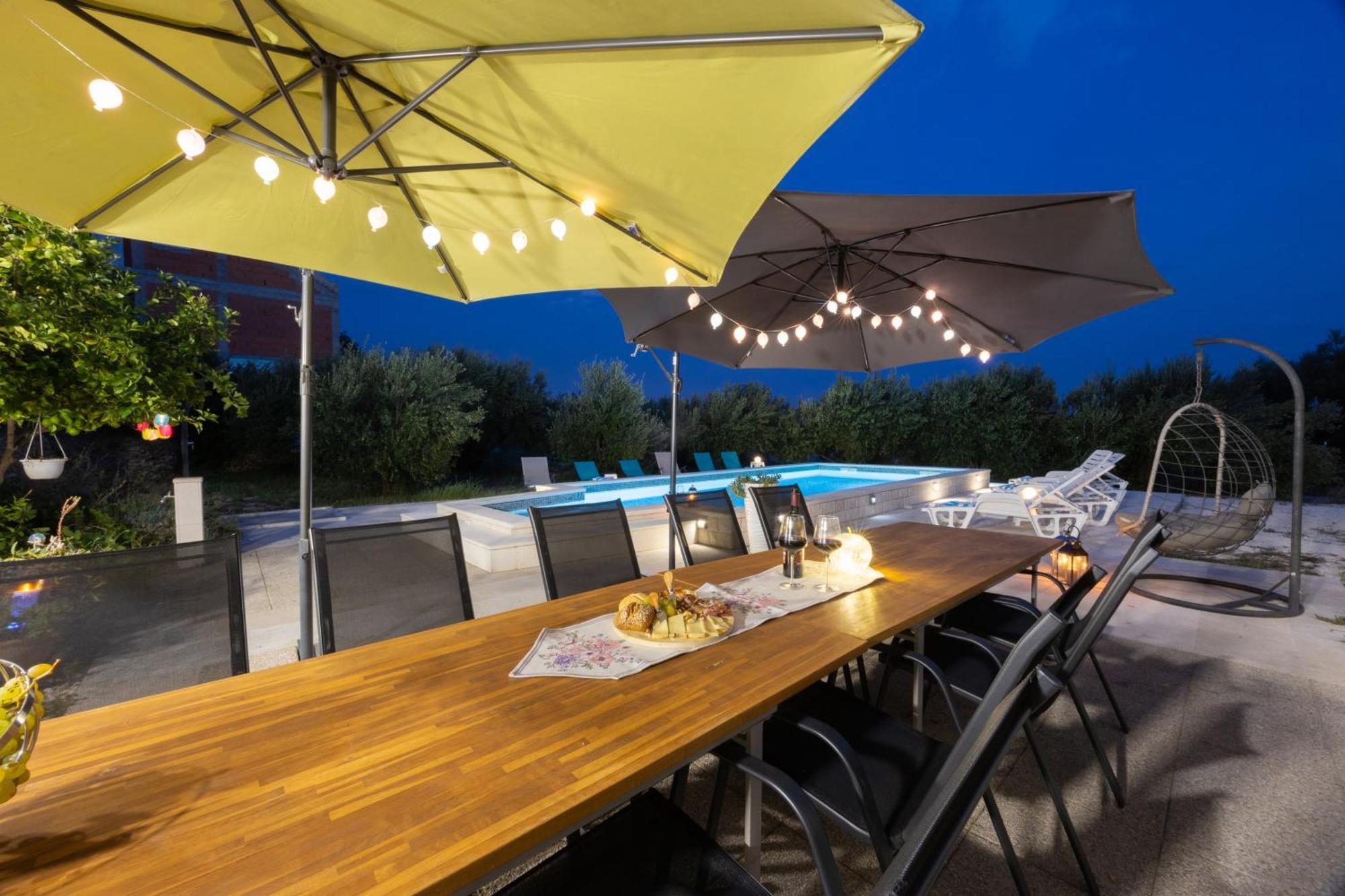 Casa Felice Apartments-Holiday Home Kastela Exterior photo