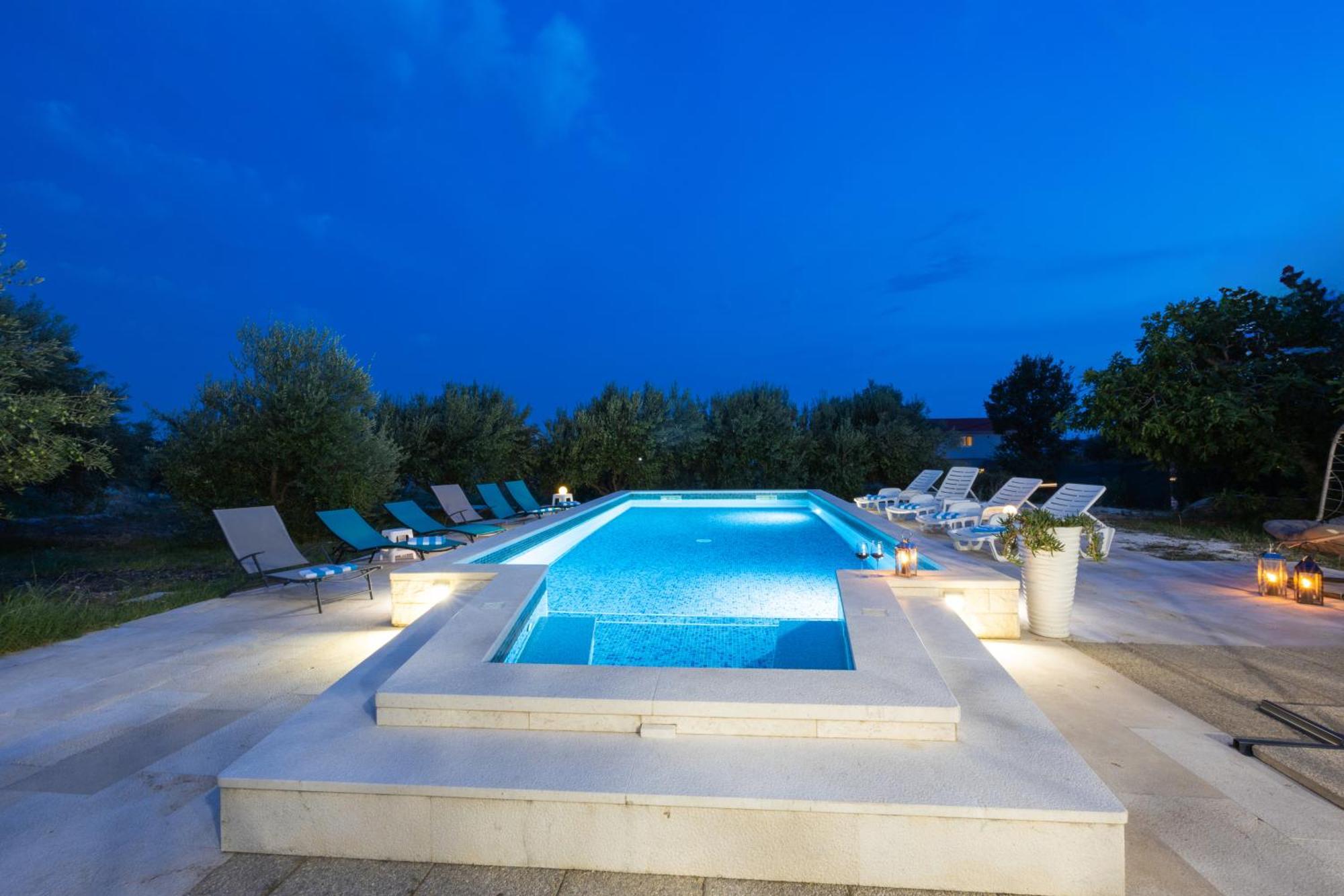 Casa Felice Apartments-Holiday Home Kastela Exterior photo