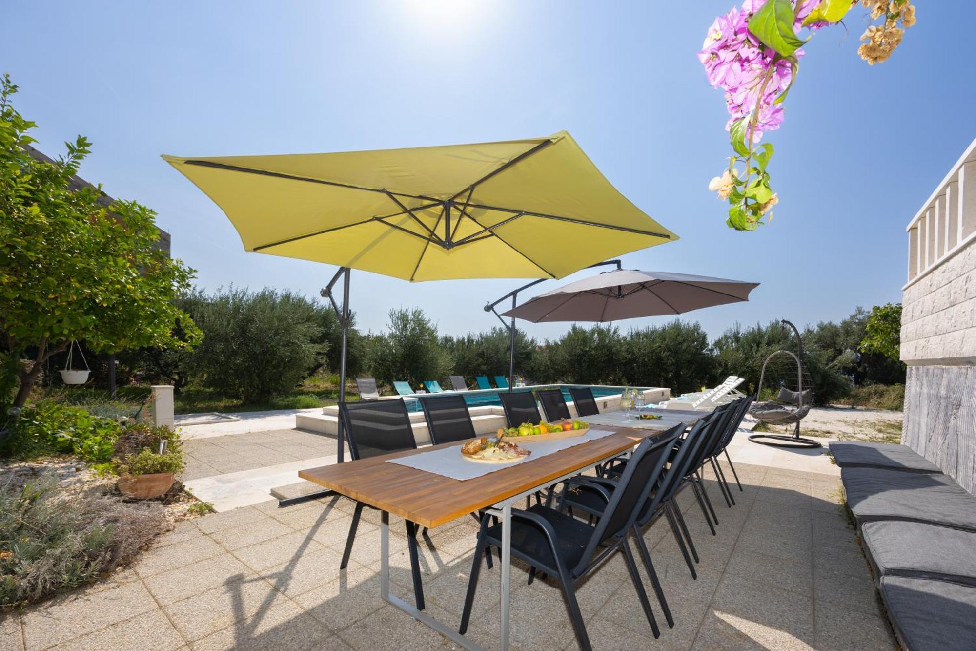 Casa Felice Apartments-Holiday Home Kastela Exterior photo